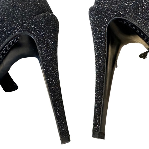 Chanel glitter cap toe bootie - size 37.5 - Picture 2 of 9